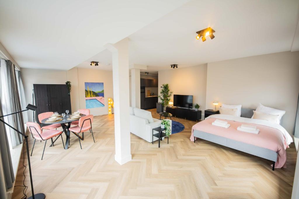 Alphabet Apartments - Kerkstraat 71 2