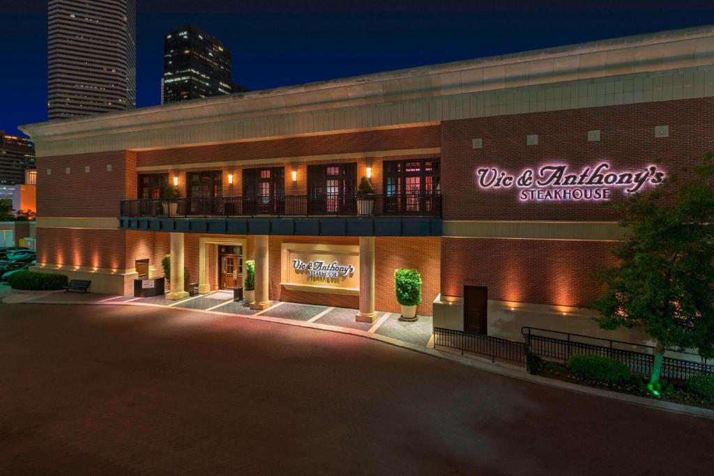 The Westin Houston Downtown Image