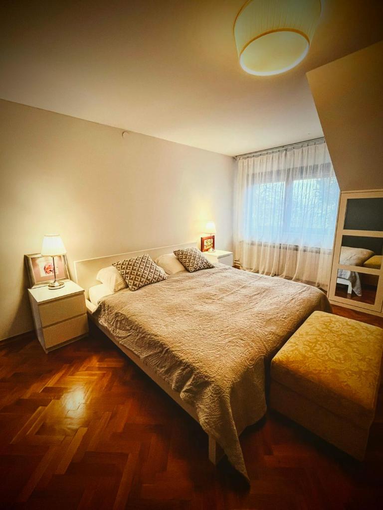 Zagreb home 7