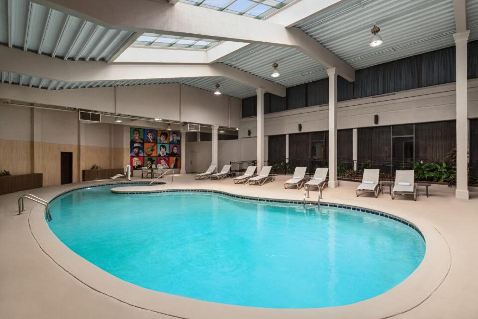 Holiday Inn Nashville Downtown - Stadium, an IHG Hotel Image