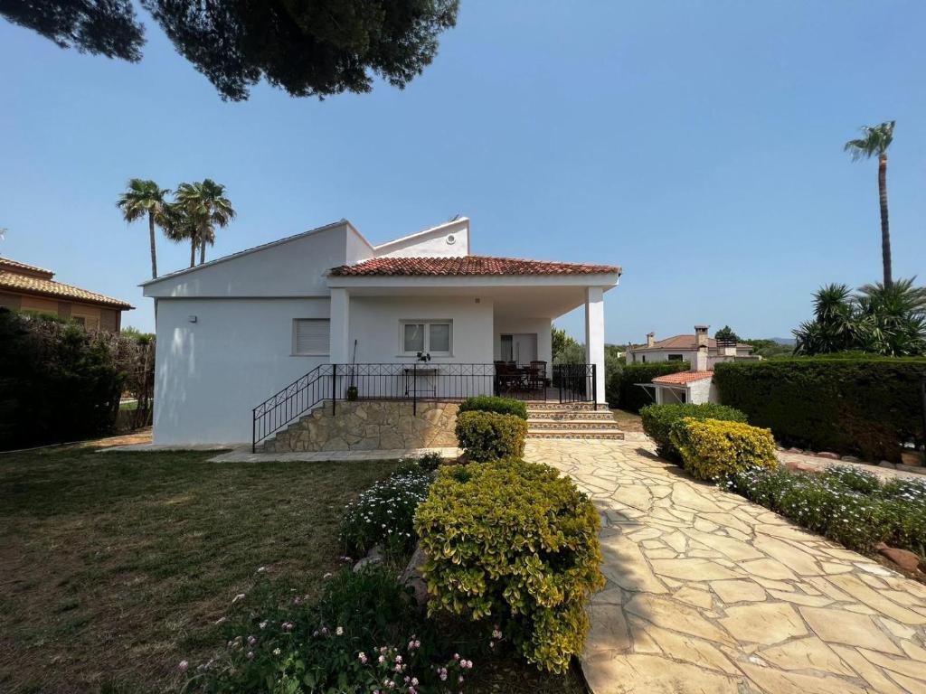 Acogedora casa con piscina 7