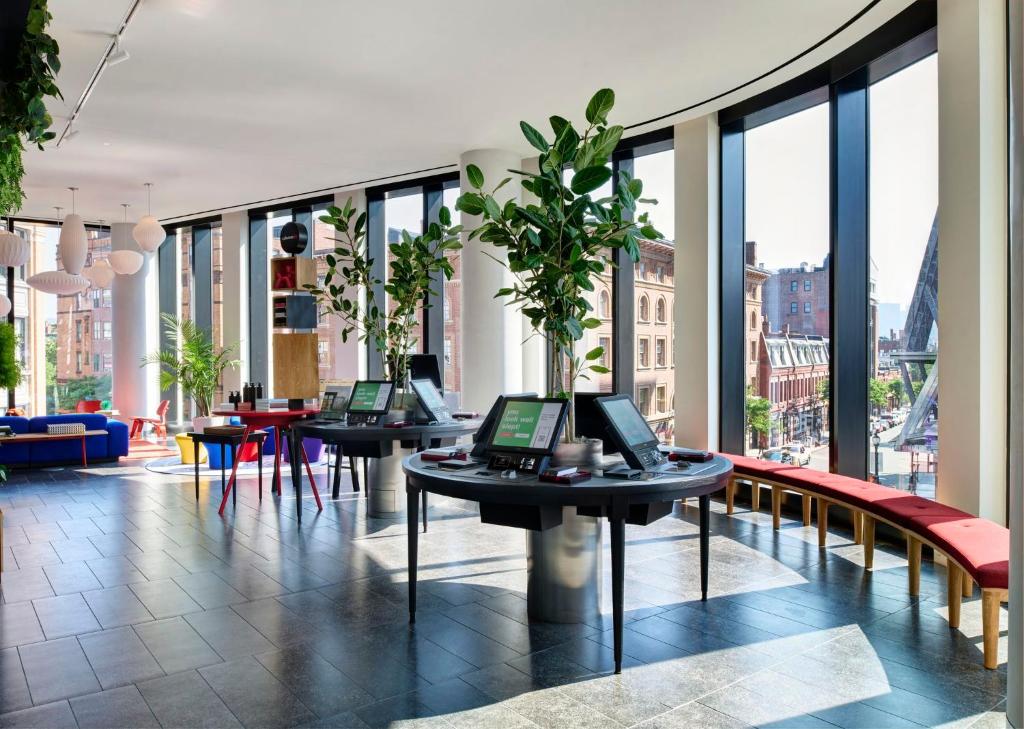 citizenM Boston Back Bay Image