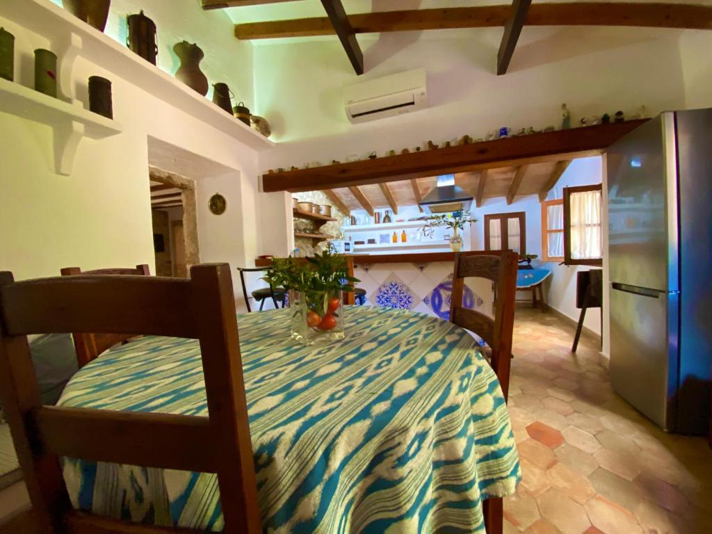 ULLAL - Rural Charm-AGRITOURISM approx 65000 meters PLUS PRIVATE MOUNTAIN villa and Outdoor Adventure Agritourism Apartment EQUIPATED - Private Mountain Path approximately 5 minutes walking from the beach -Ideal for relaxation 8