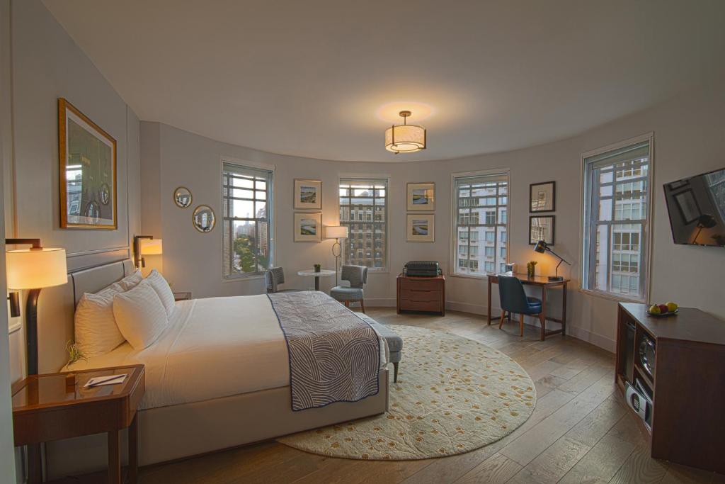 Hotel Belleclaire Central Park Image