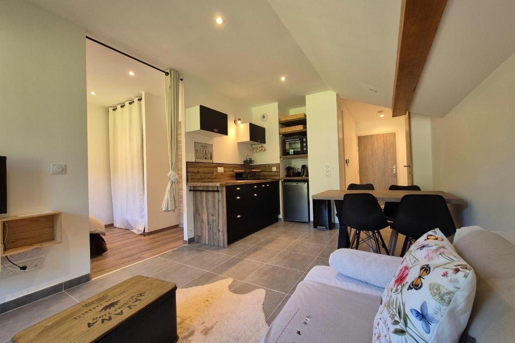 Photo de la galerie de l'établissement Superbe appartement 4 personnes au pied des pistes, à La Féclaz