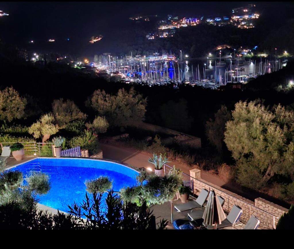 Villas Amantea- four villas with big pool and infinity pool 7