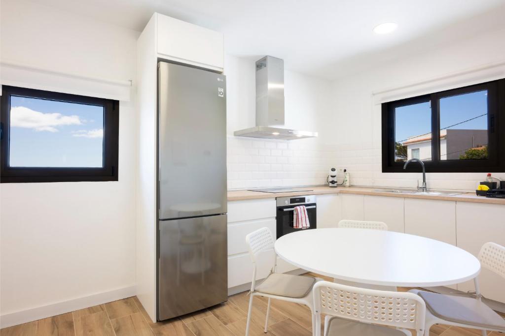 Newly refurbished Holiday Home 4
