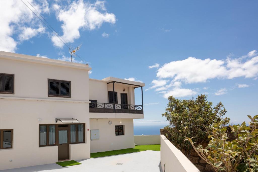 Newly refurbished Holiday Home 6