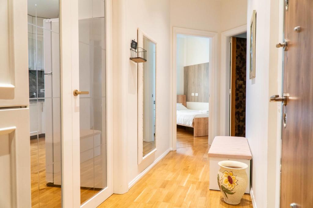 Signature apartment 12 3