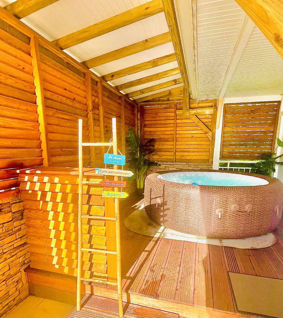 Magnifique haut de villa spacieux campagne,Jacuzzi 3