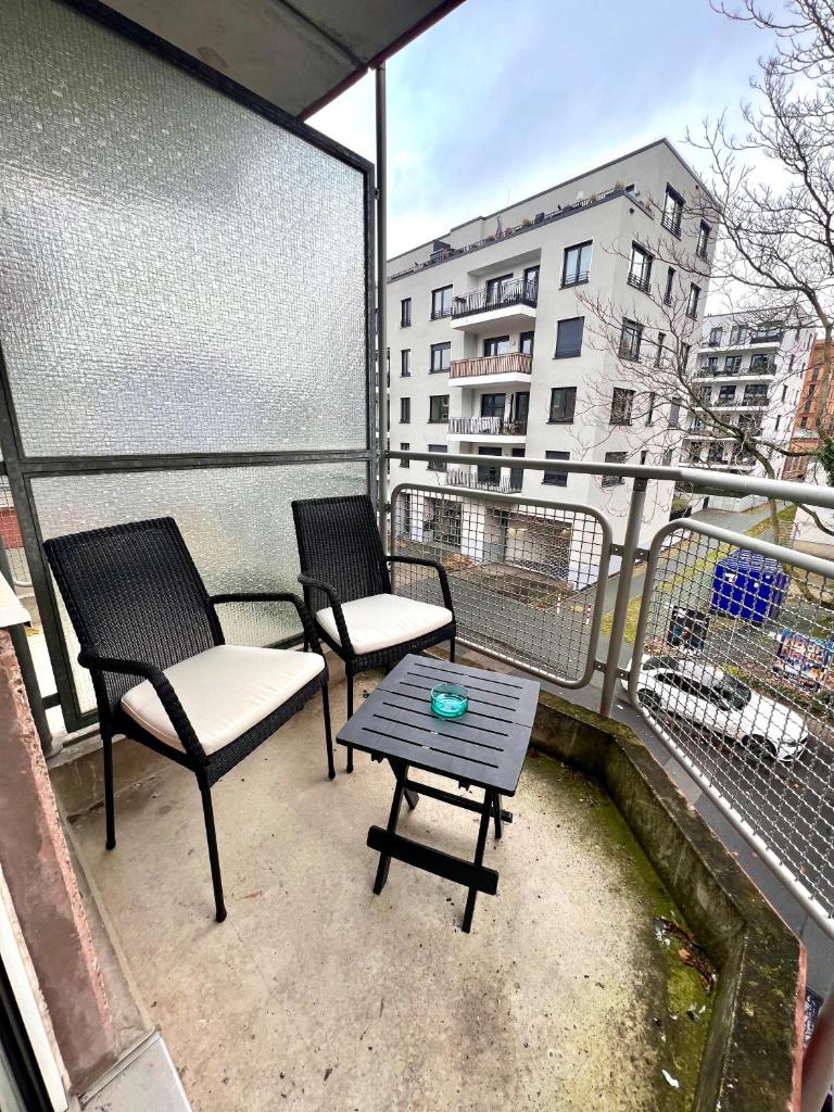 Nähe Frankfurt Messe mit Netflix und Balkon 4