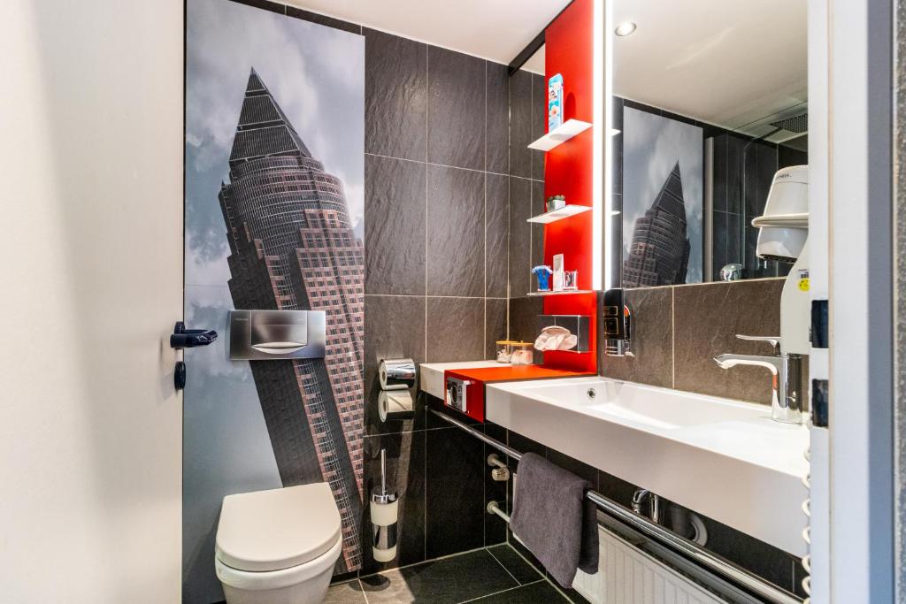 Nähe Frankfurt Messe mit Netflix und Balkon 7