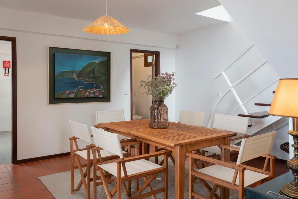 Casa Amarela da Fajã da Areia by An Island Apart 7