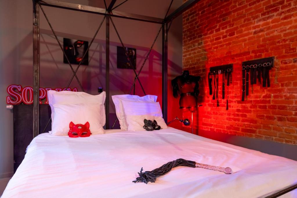 BDSM Apart Grey by BAST Manufaktura Centrum Miasta Legionów 18 , Idelny na Prezent, Parking na terenie , Tylko dla dorosłych ADULTS ONLY 7