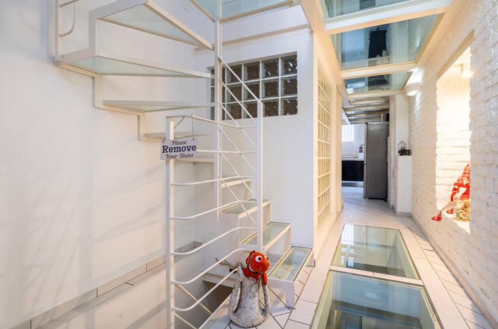 Glass Loft 4