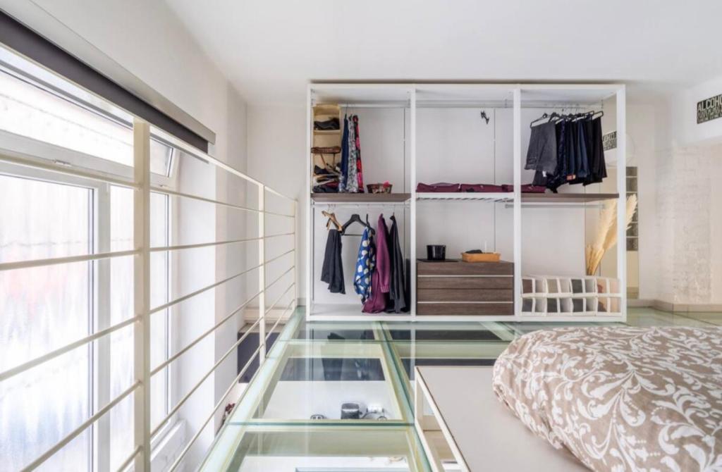 Glass Loft 8