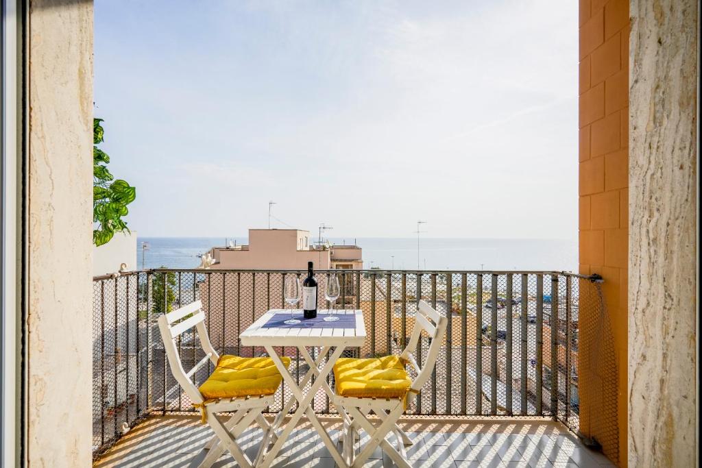 Mareluce Seaview Apartment