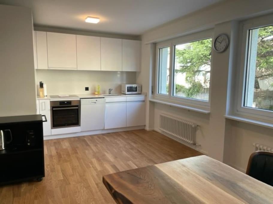 Sunny and very central 2BR flat - Sky8 4
