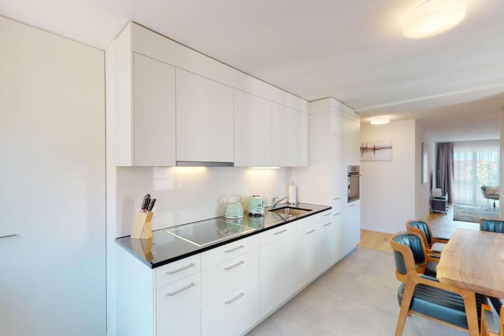 Exceptional 1BR flat - Sun 3 8
