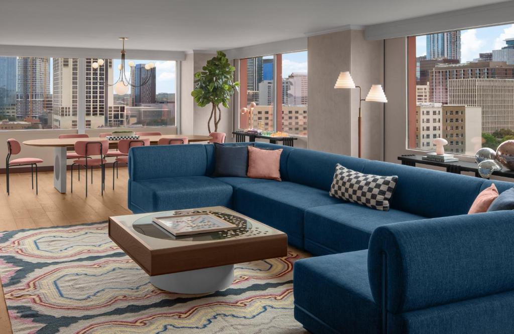 Downright Austin, A Renaissance Hotel Image