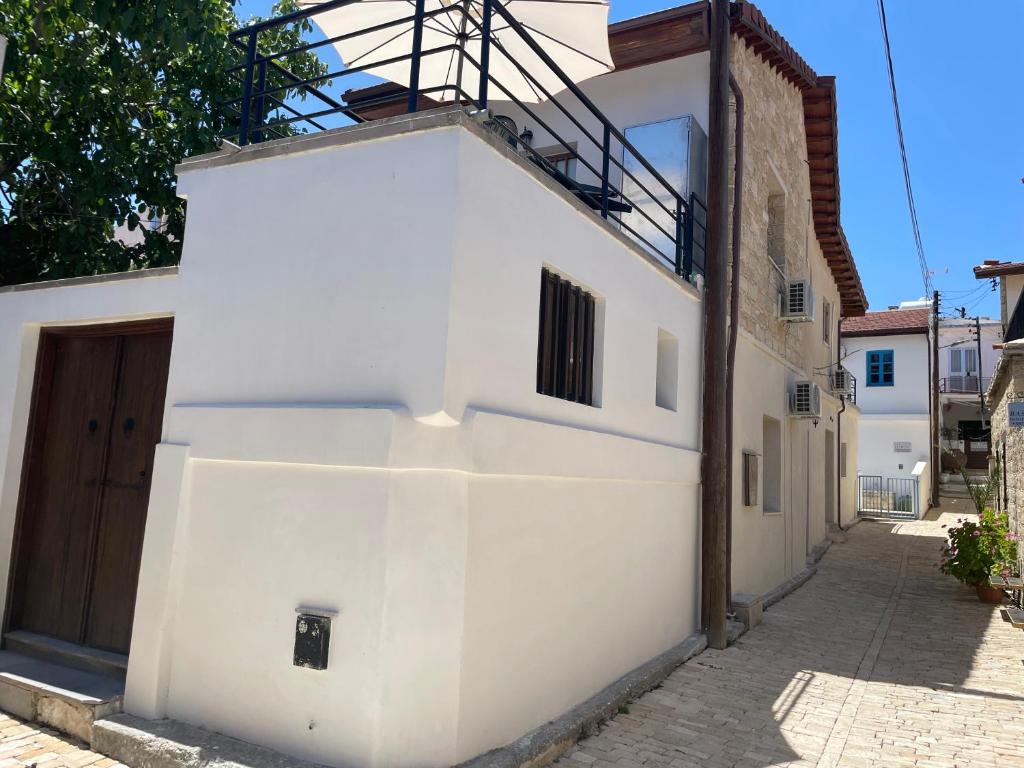 Omodos Katoi Holiday Homes 5