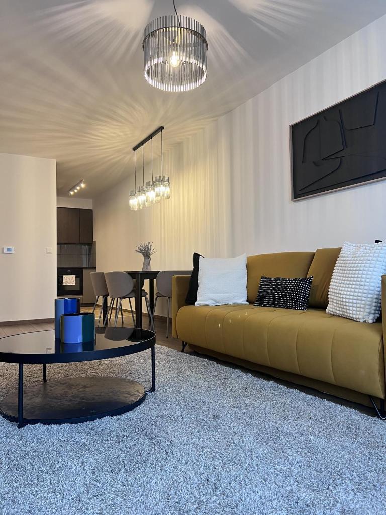 RH Suites 2