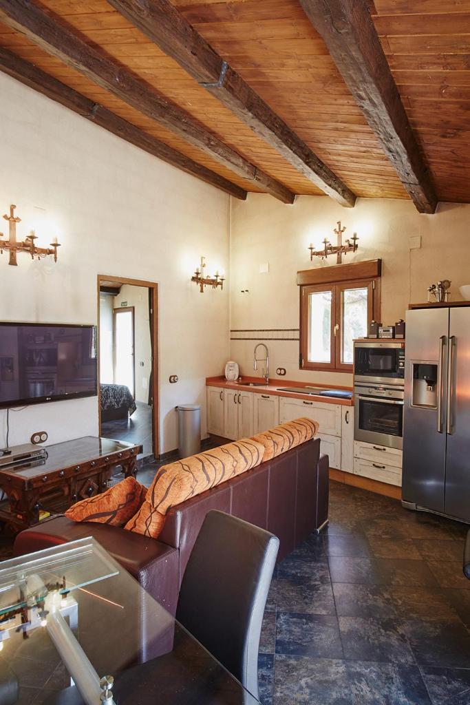 CASA DE CUCU Navaluenga 4