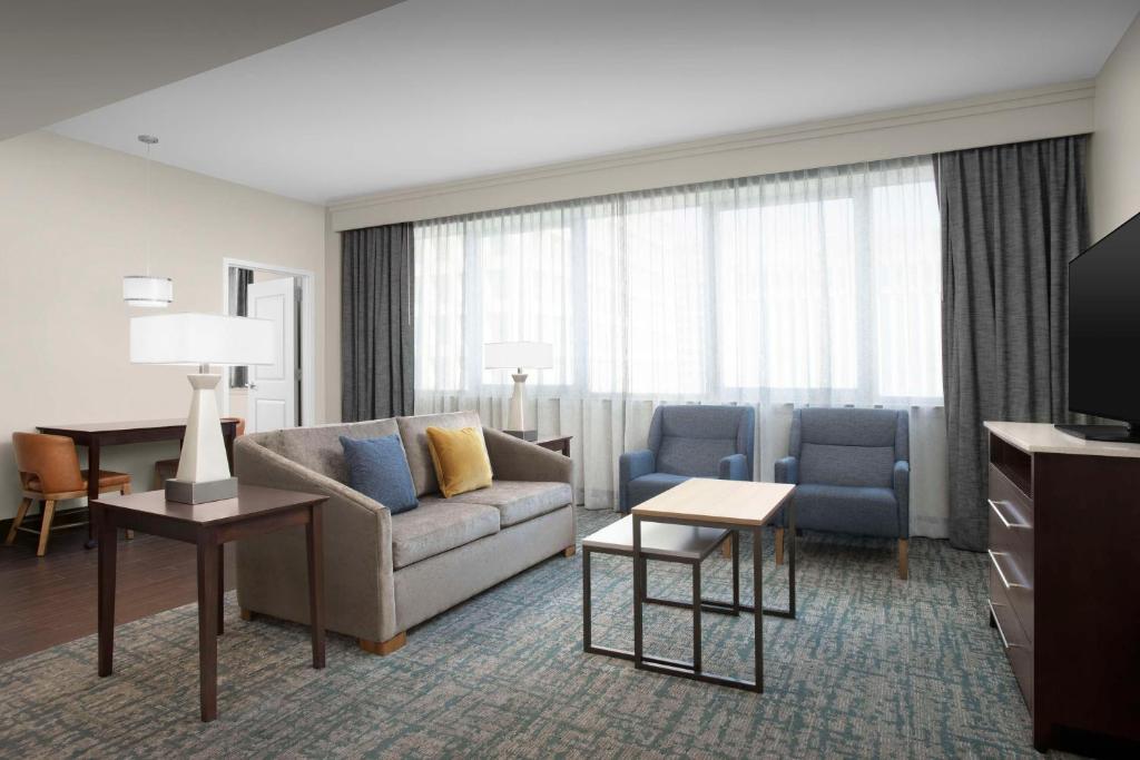 Homewood Suites Dallas Downtown Image
