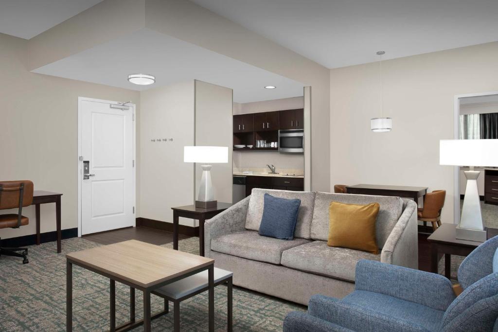 Homewood Suites Dallas Downtown Image