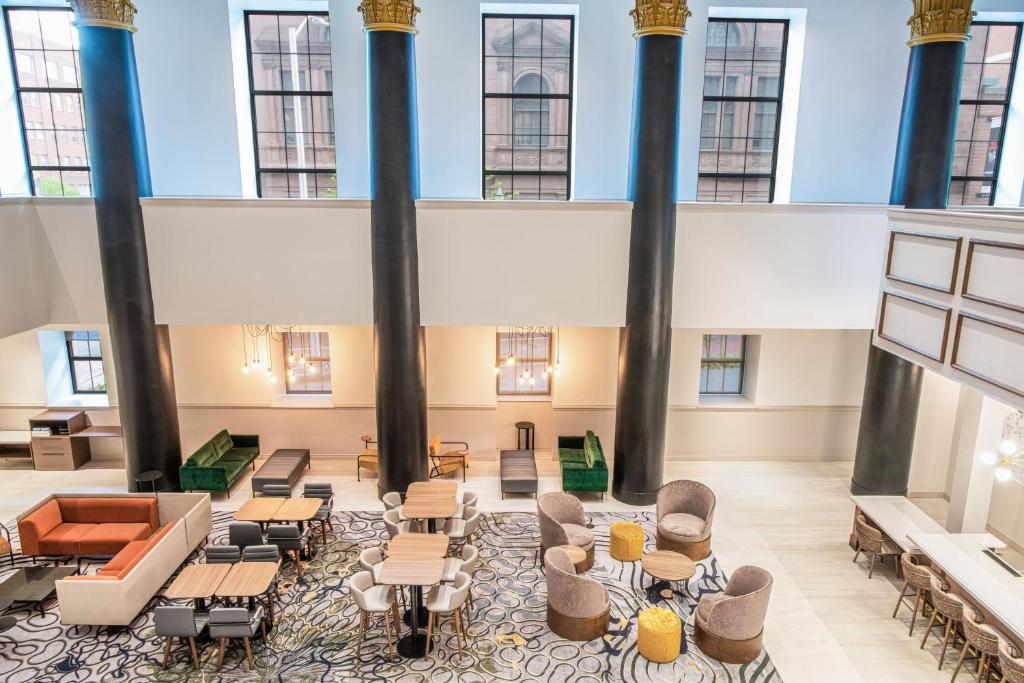 SpringHill Suites by Marriott Baltimore Downtown Convention Center Area Image