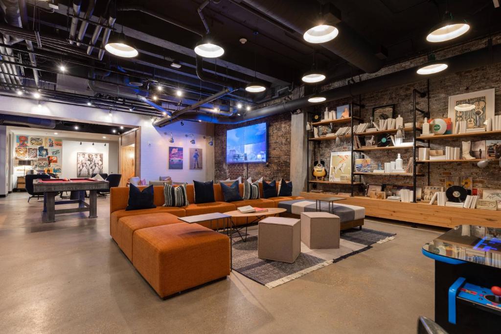 Moxy Nashville Downtown Image