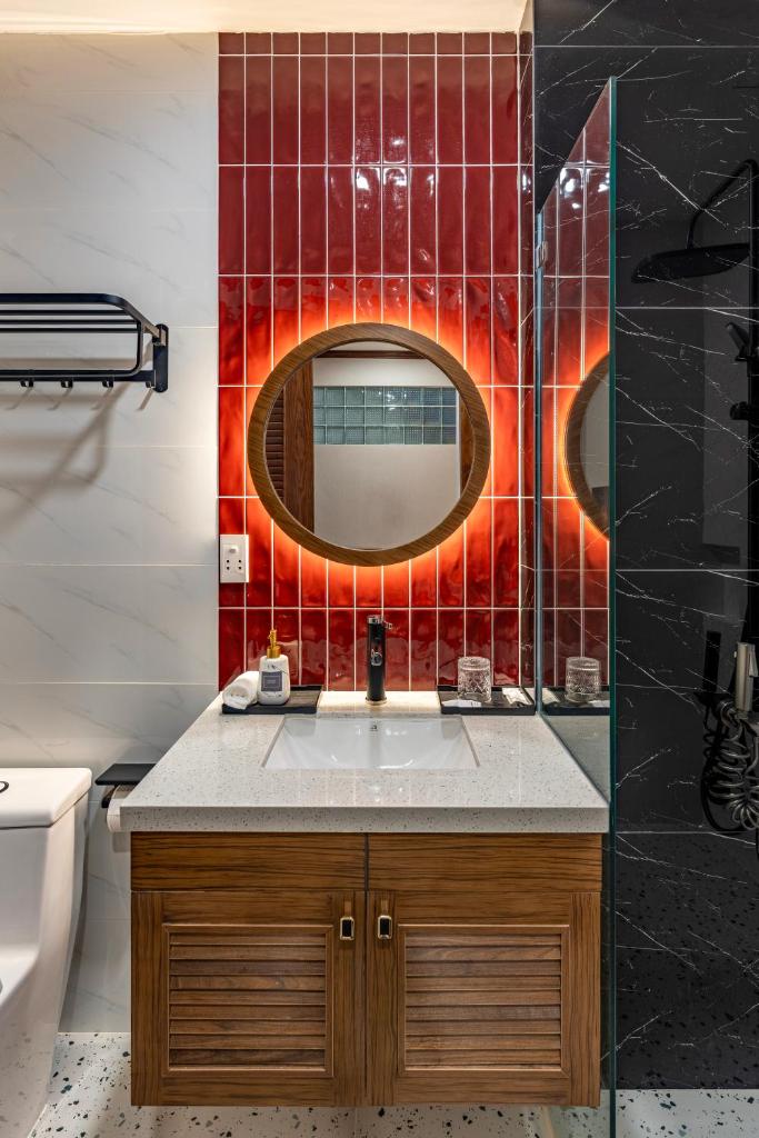 White Lotus - Heritage Hotel