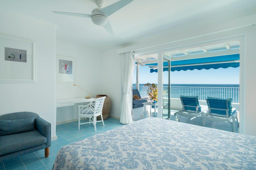 Sea Front Caletón Suite 2
