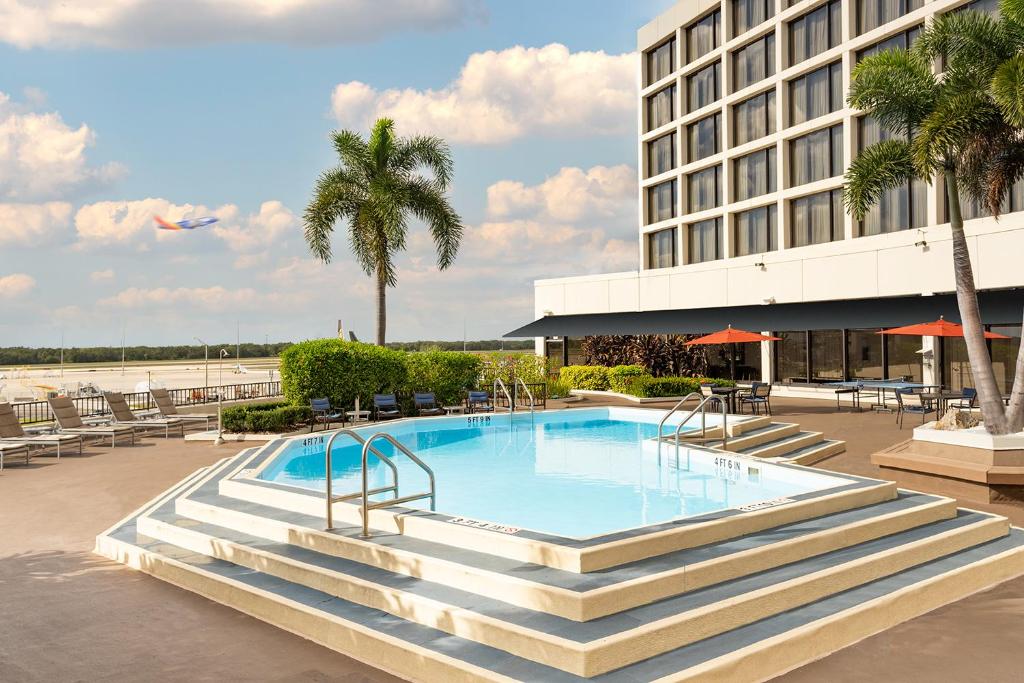 Tampa Airport Marriott Image