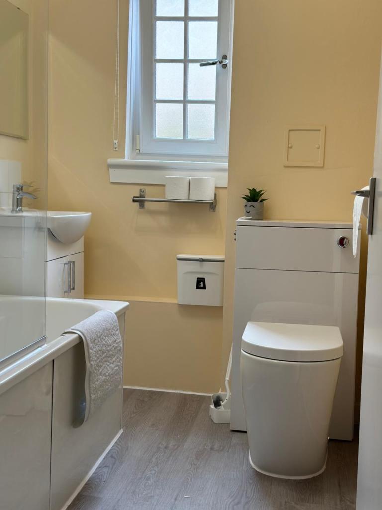 One room with parking space 7