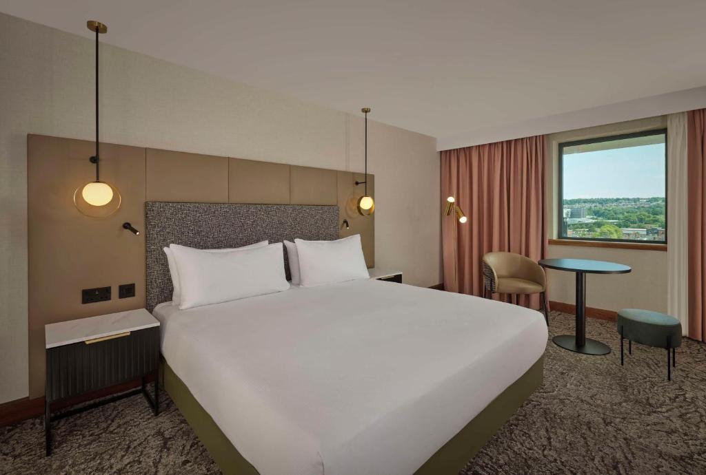 Doubletree By Hilton Sheffield City Image