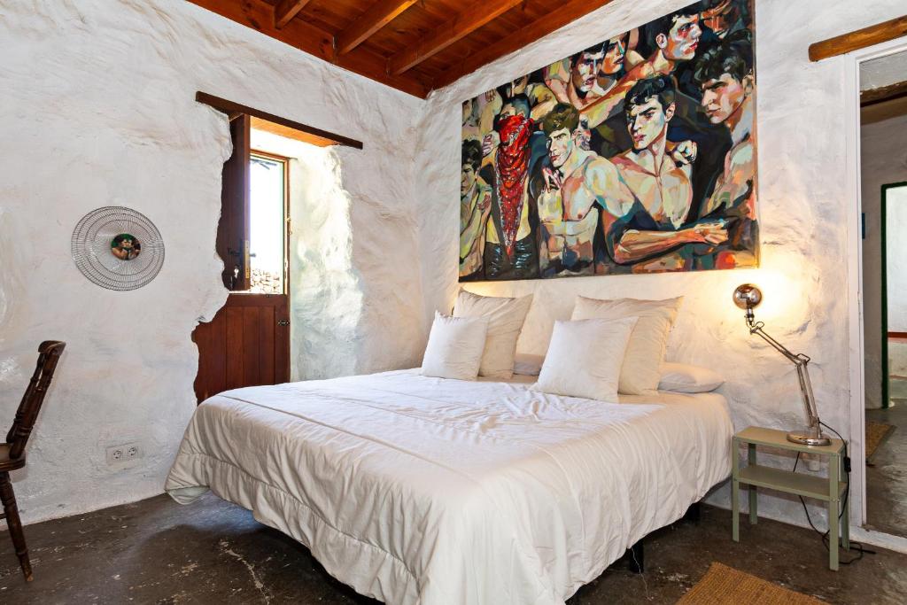 Bohemian Art House - 2BR in Yaiza & Garden 2