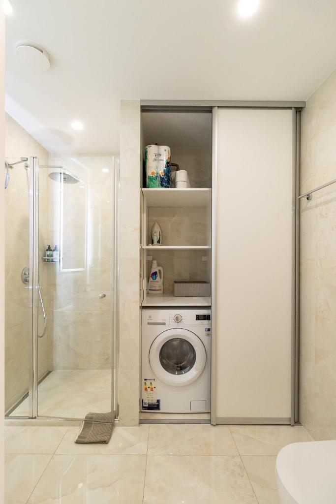 Luxury Central Apartment in Putvinskio street 3