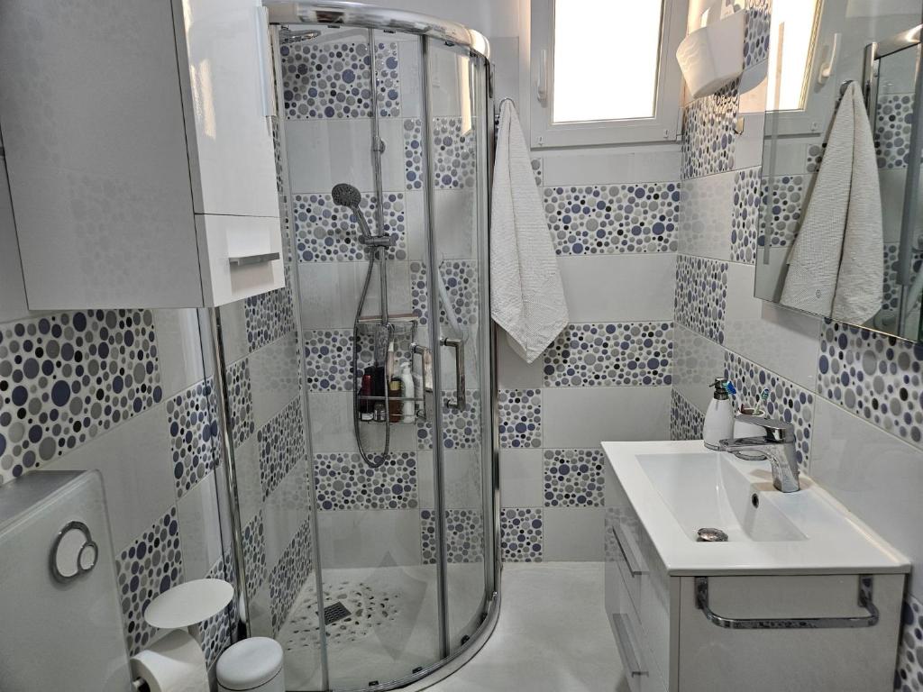 Andreas Apartment Alicante 8