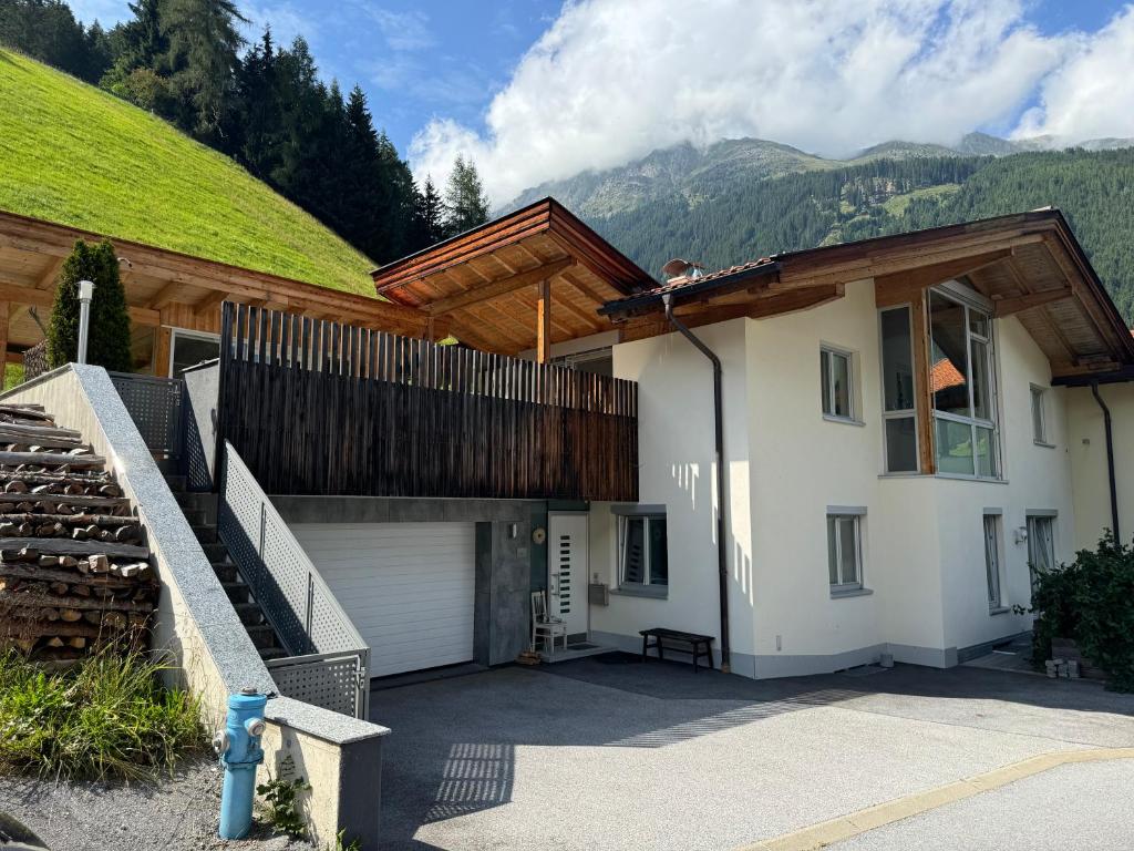 Ferienhaus Sellraintal 8