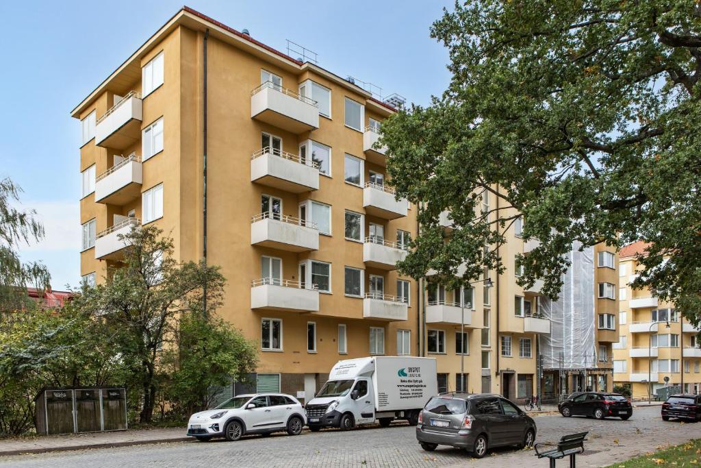 Trendy & Central Stockholm Apt 1