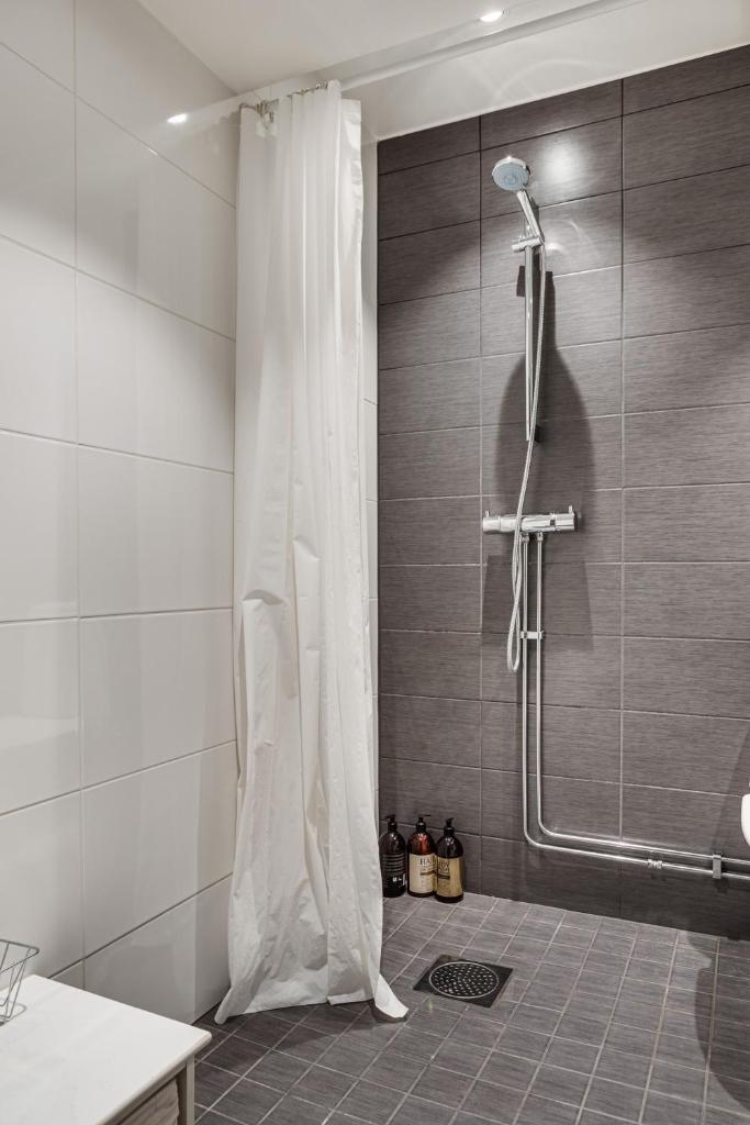 Trendy & Central Stockholm Apt 8