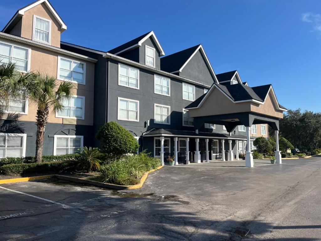 Country Inn & Suites by Radisson, Jacksonville, FL Image