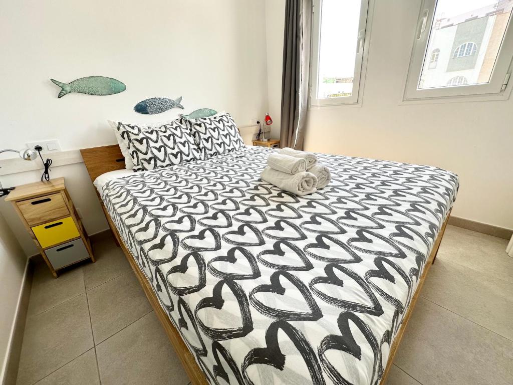 Tutti Frutti con Piscina, Terraza soleada privada, primera planta y Wi-FI 8