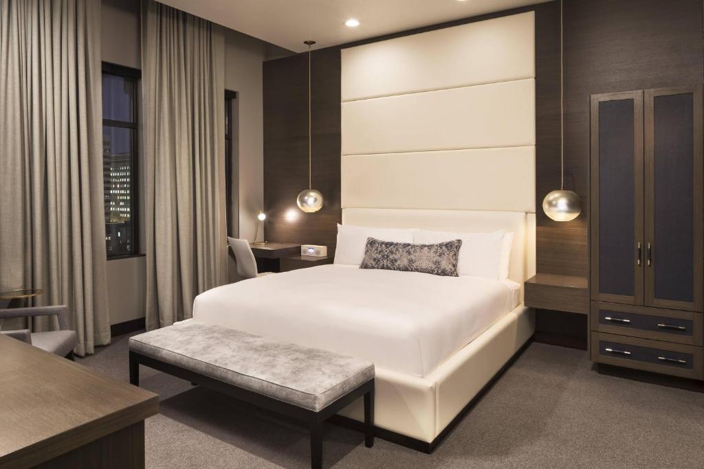 Hotel Ivy, a Luxury Collection Hotel, Minneapolis Image
