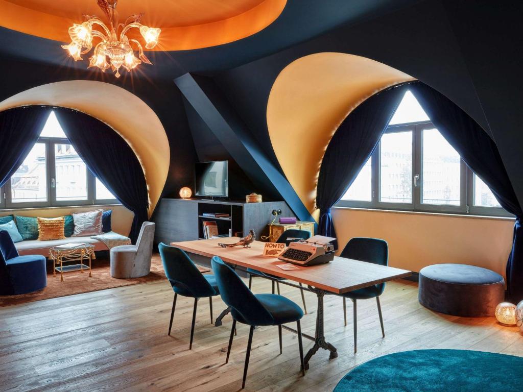 25hours Hotel The Royal Bavarian Image