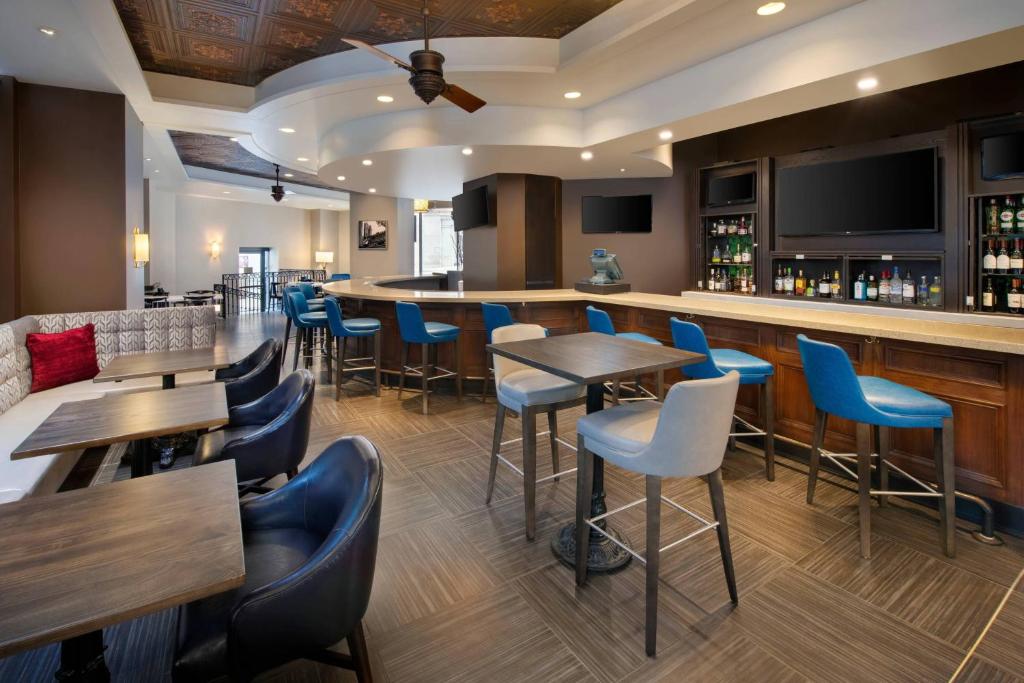 Courtyard by Marriott Atlanta Downtown Image