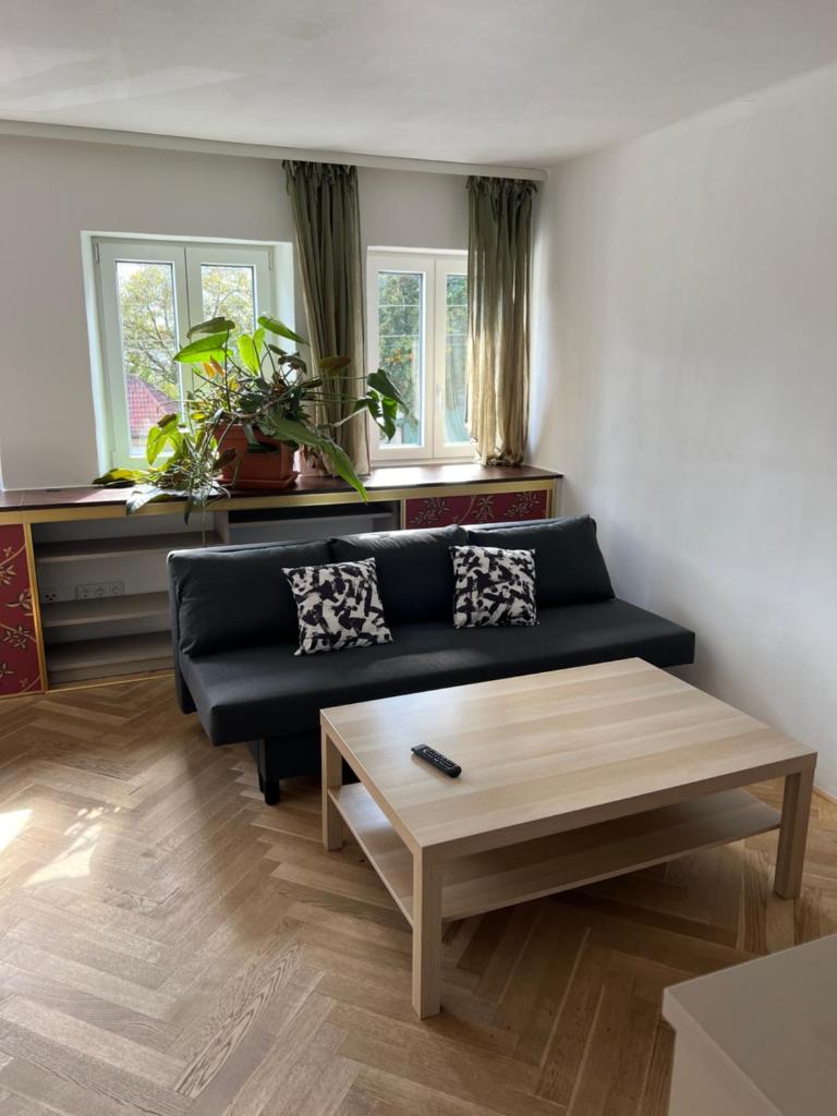 Lifestyle Wohnung mit Terrasse und Garten 1