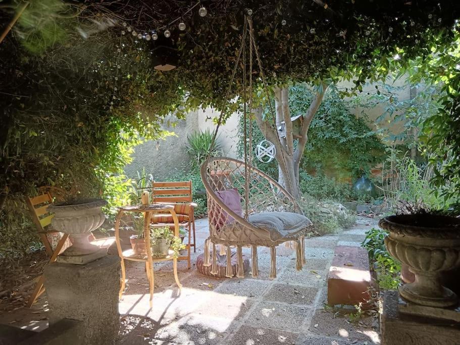 Casa Artemisia lungo il fiume con giardino privato 5