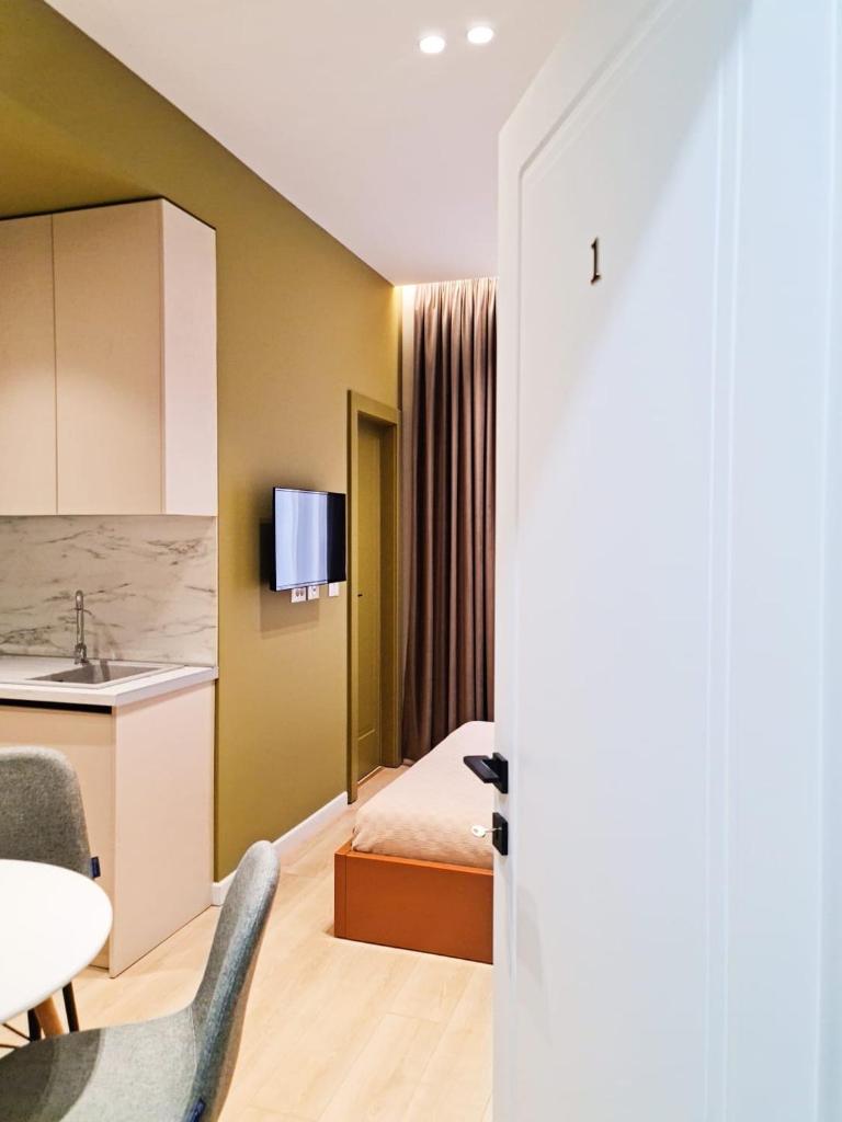 Meri Apartment 5